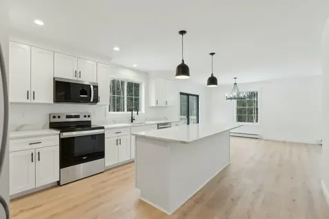 18 Boundary Way New Gloucester ME 04260