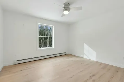18 Boundary Way New Gloucester ME 04260