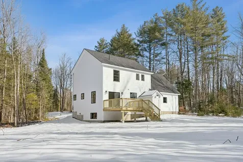 18 Boundary Way New Gloucester ME 04260
