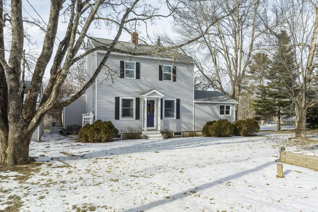 574 Main Street Damariscotta ME 04543