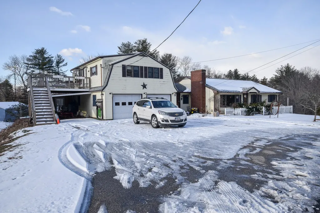 843 Goodwin Road Eliot ME 03903