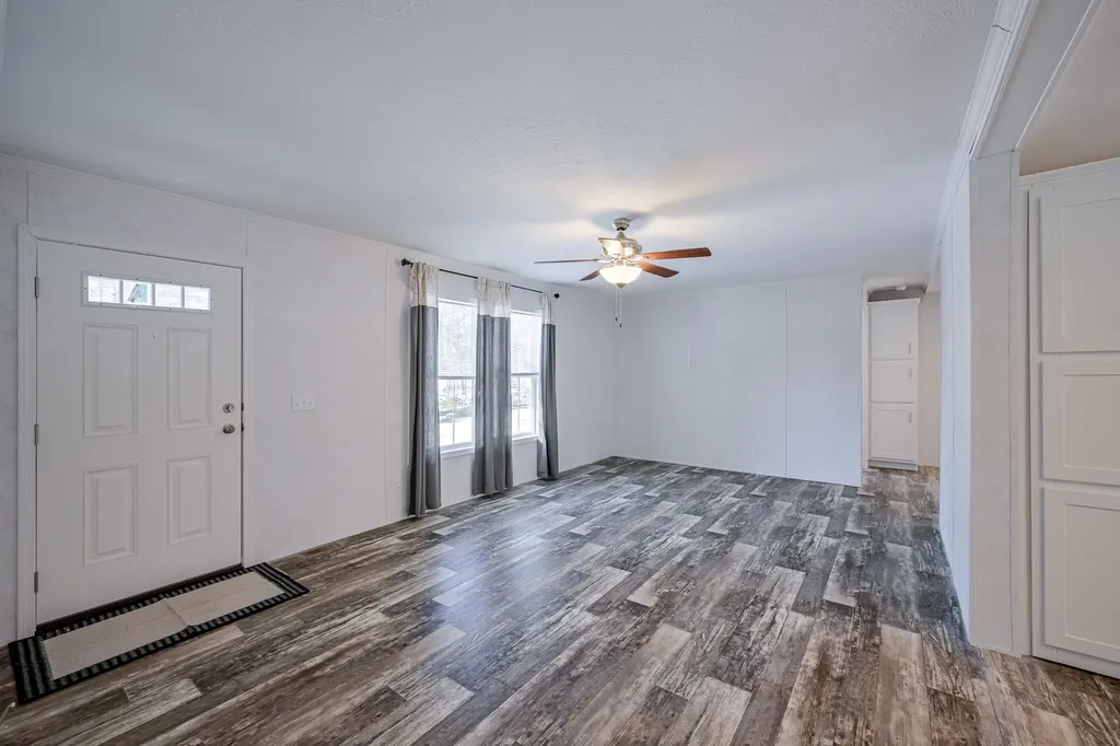 19 Woodlawn Circle Randolph ME 04346