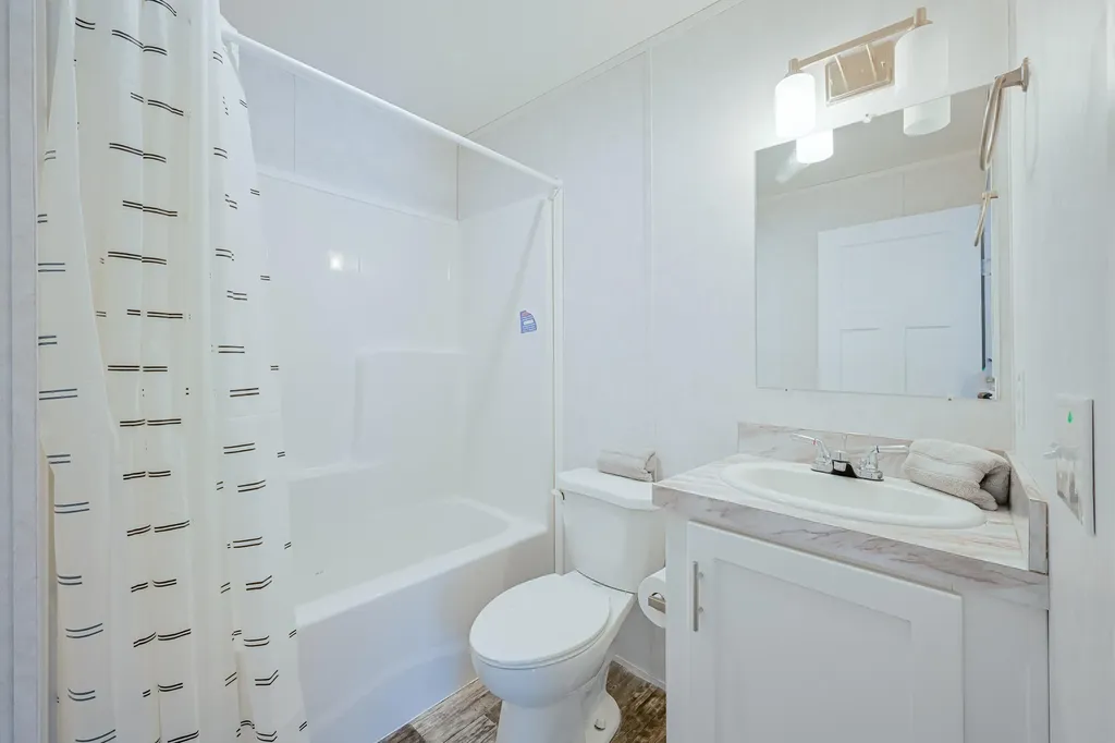 19 Woodlawn Circle Randolph ME 04346