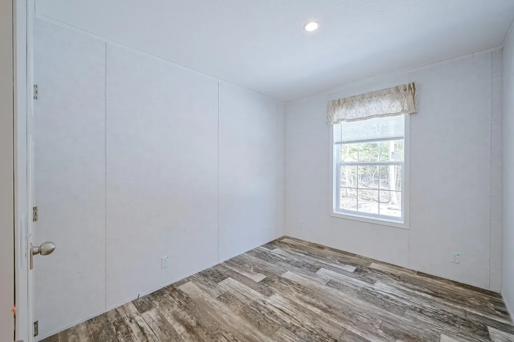 19 Woodlawn Circle Randolph ME 04346