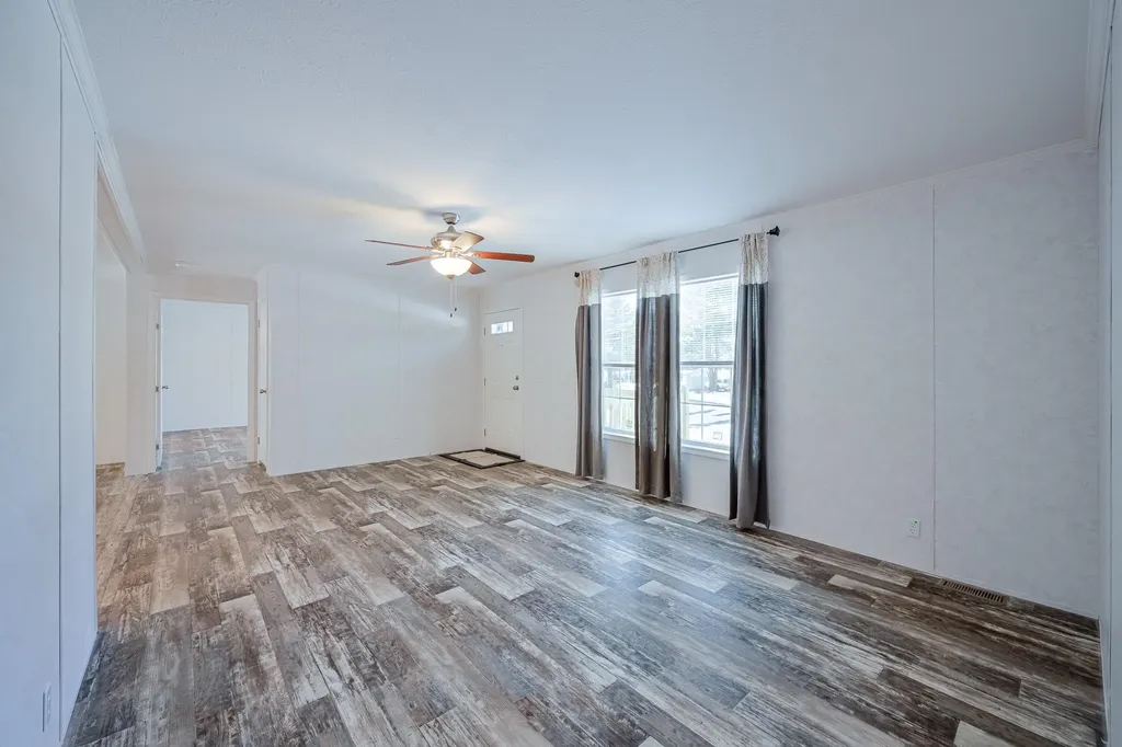 19 Woodlawn Circle Randolph ME 04346