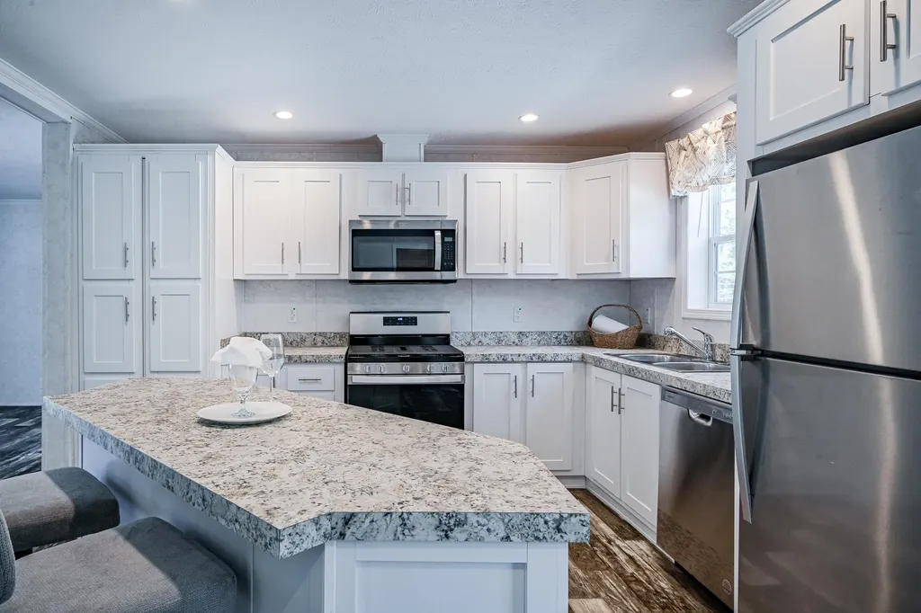 19 Woodlawn Circle Randolph ME 04346