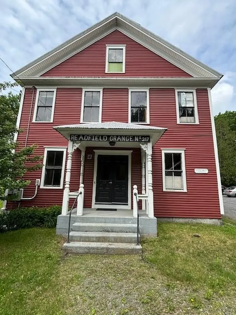 12 Church Road Readfield ME 04355