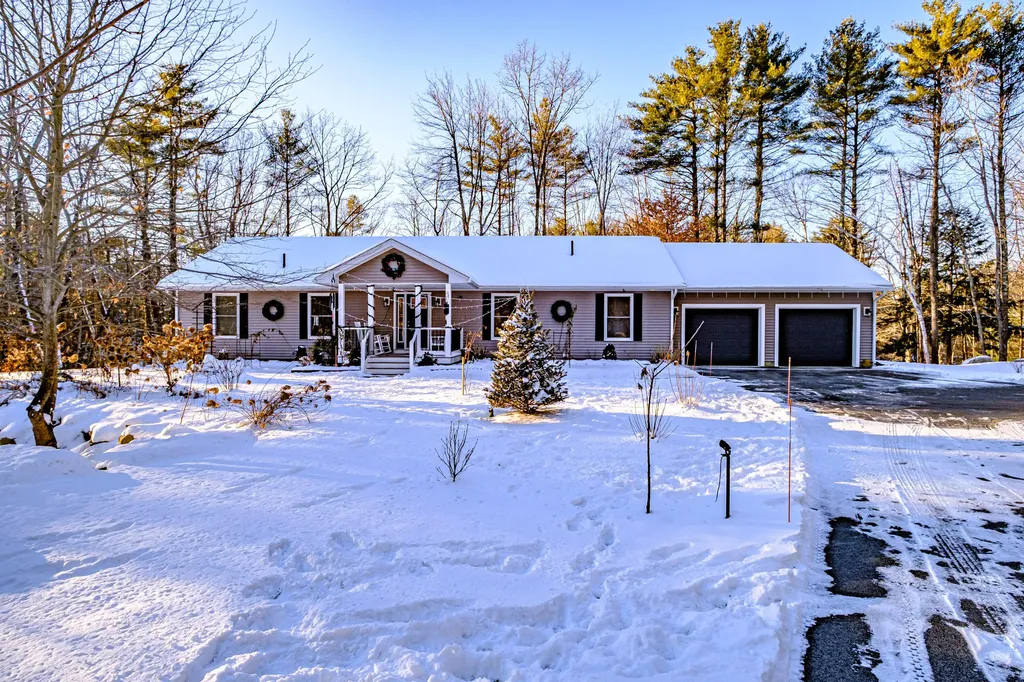 32 Webbs Mills Road Raymond ME 04071