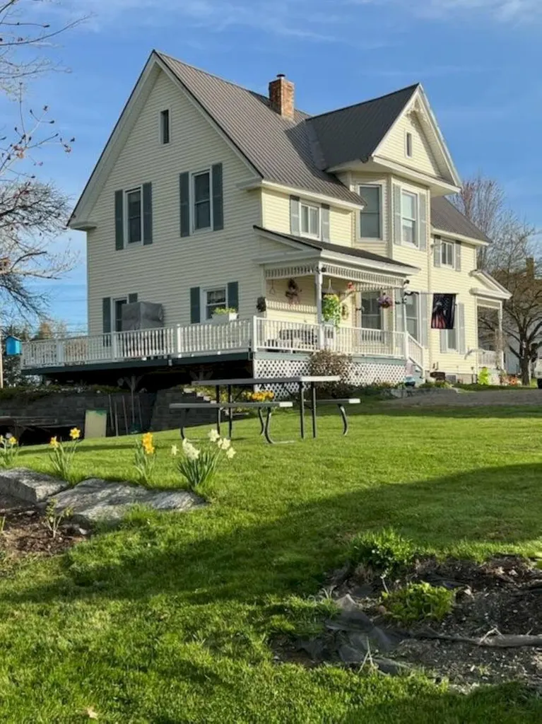 70 Pleasant Street Hartland ME 04943