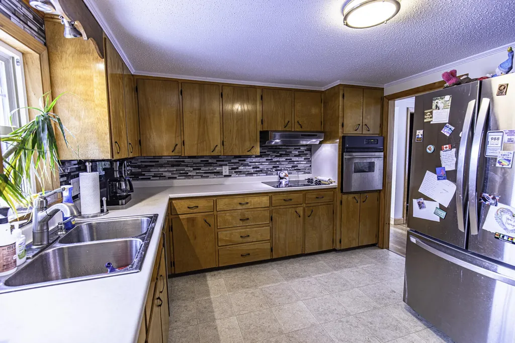22 Betts Road Orrington ME 04474
