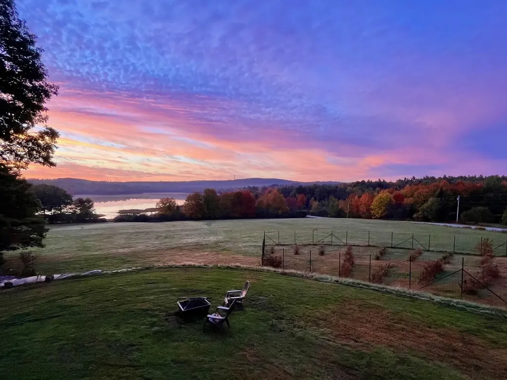22 Betts Road Orrington ME 04474