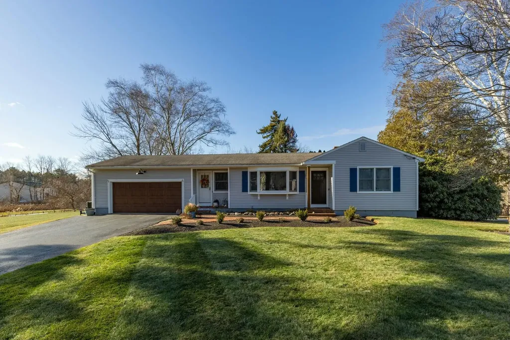 55 Fernald Road Kittery ME 03904