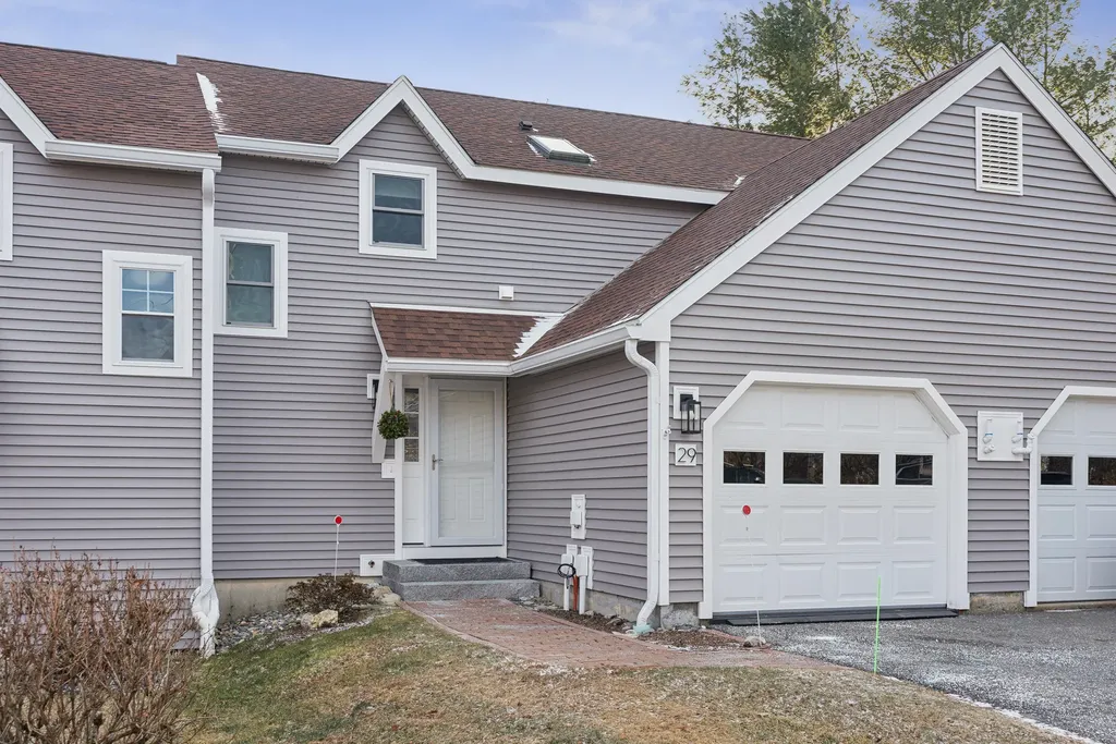 29 Sadler Drive Brunswick ME 04011