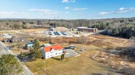 589 College Street Lewiston ME 04240
