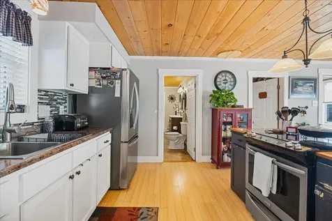 589 College Street Lewiston ME 04240