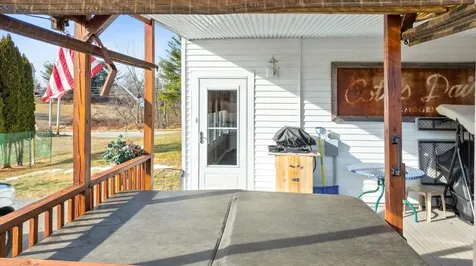 589 College Street Lewiston ME 04240