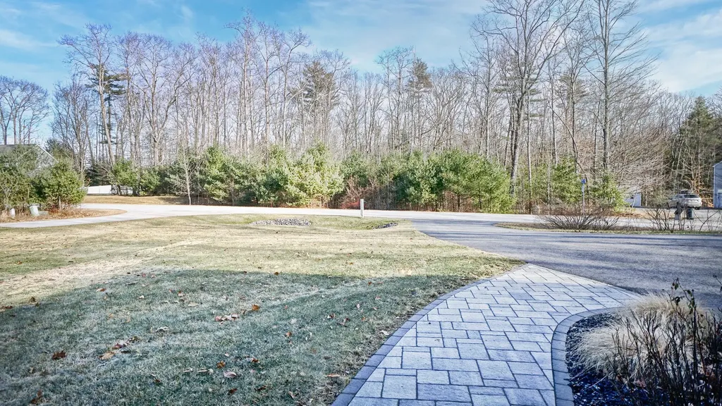 55 Twilight Lane Gorham ME 04038