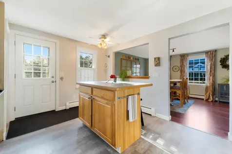 8 Tanglewood Drive Kennebunk ME 04043