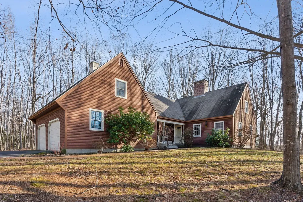33 Settlers Way Gorham ME 04038