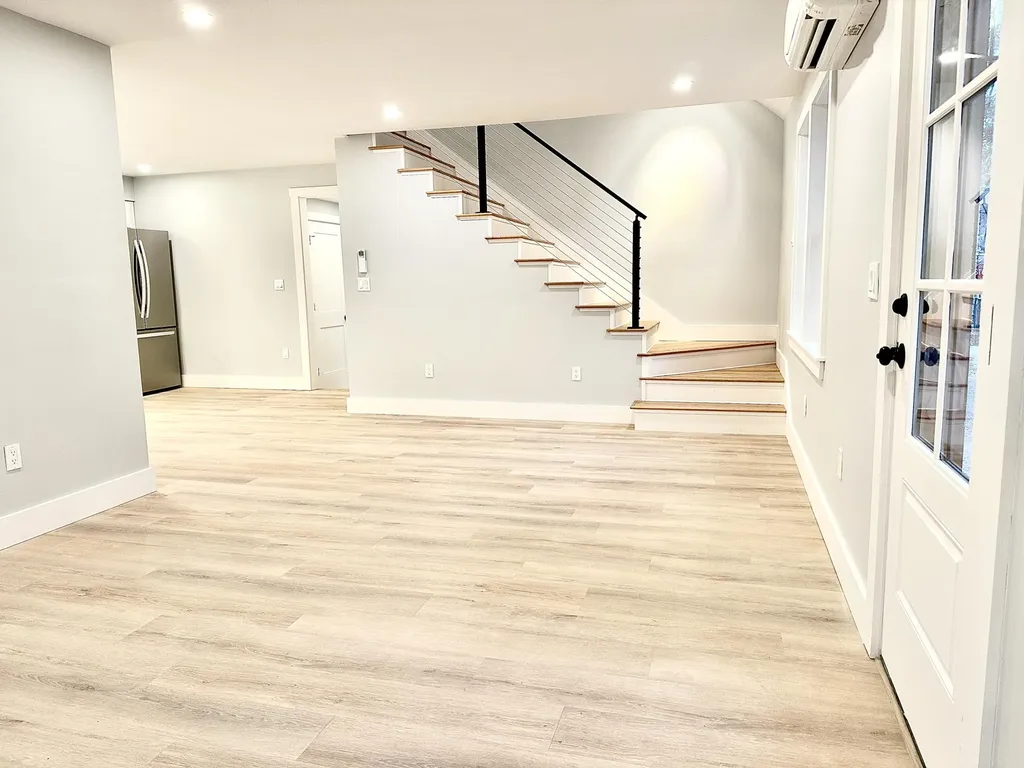 31 Hennessey Avenue Brunswick ME 04011
