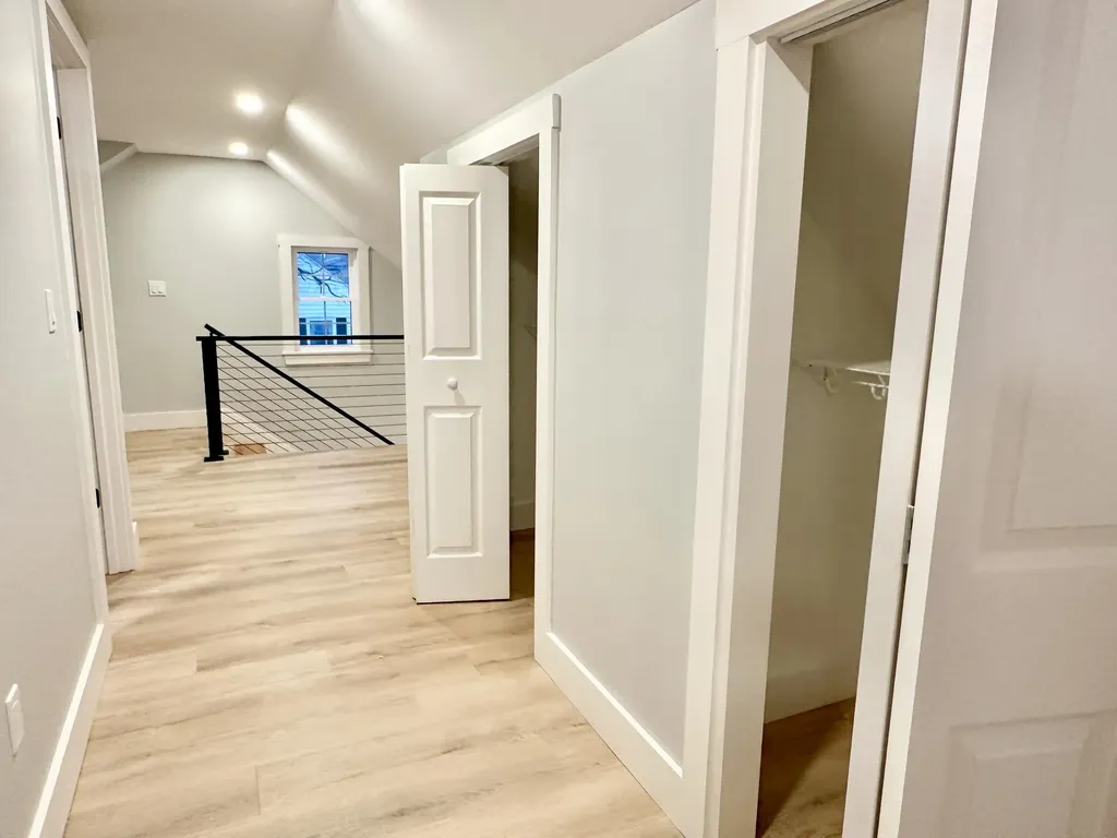 31 Hennessey Avenue Brunswick ME 04011