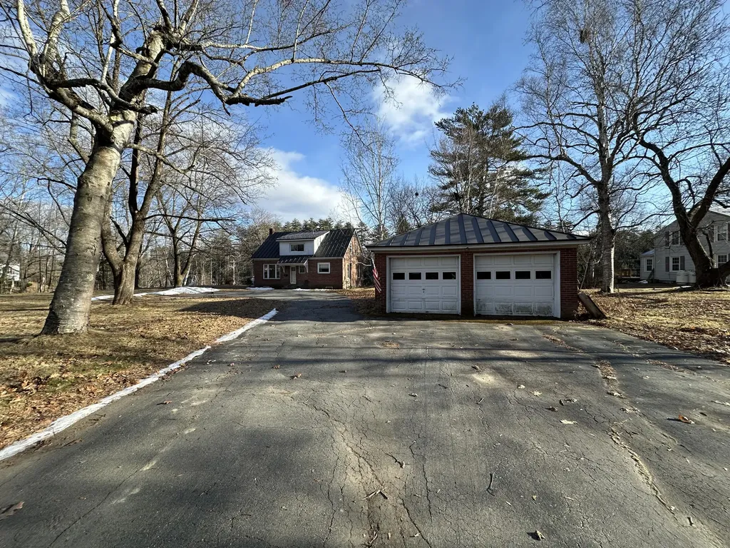 24 Collette Street Waterville ME 04901