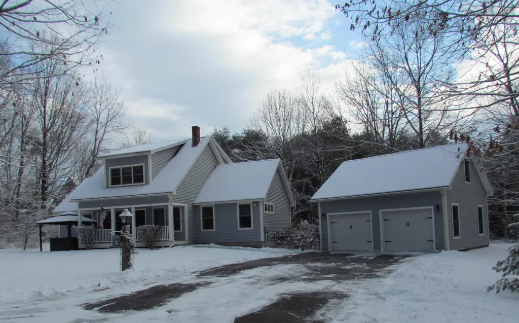 8 Cobb Farm Road Windham ME 04062
