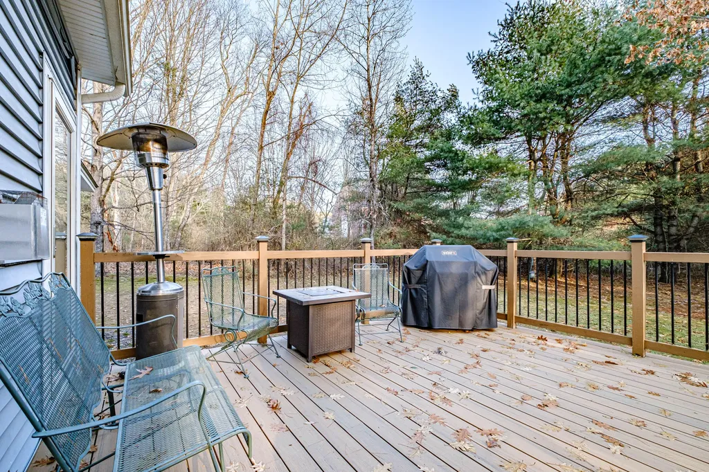 8 Cobb Farm Road Windham ME 04062