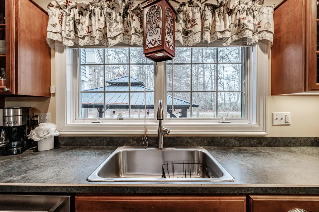 8 Cobb Farm Road Windham ME 04062