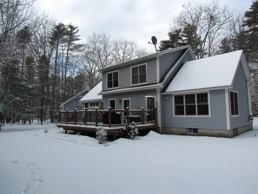 8 Cobb Farm Road Windham ME 04062
