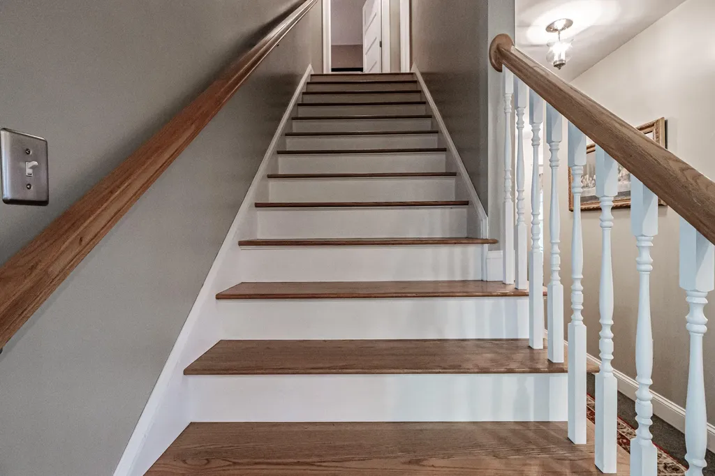 8 Cobb Farm Road Windham ME 04062