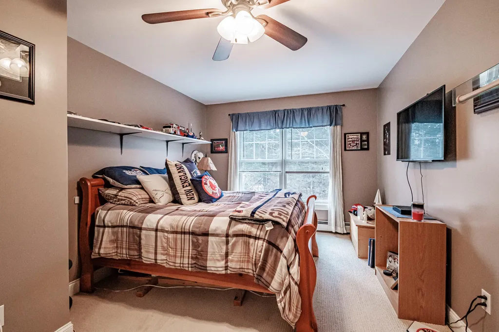 8 Cobb Farm Road Windham ME 04062