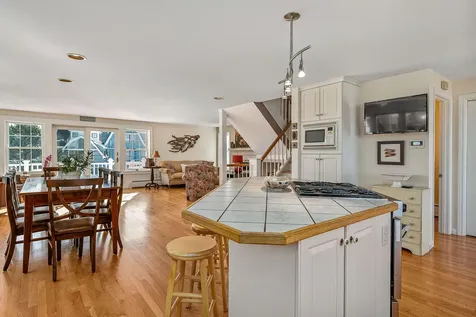 554 Ocean Avenue Wells ME 04090