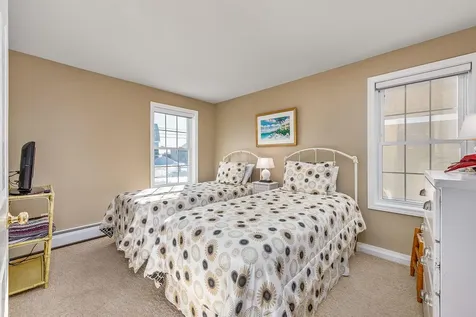 554 Ocean Avenue Wells ME 04090