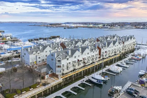 612 Chandlers Wharf Portland ME 04101