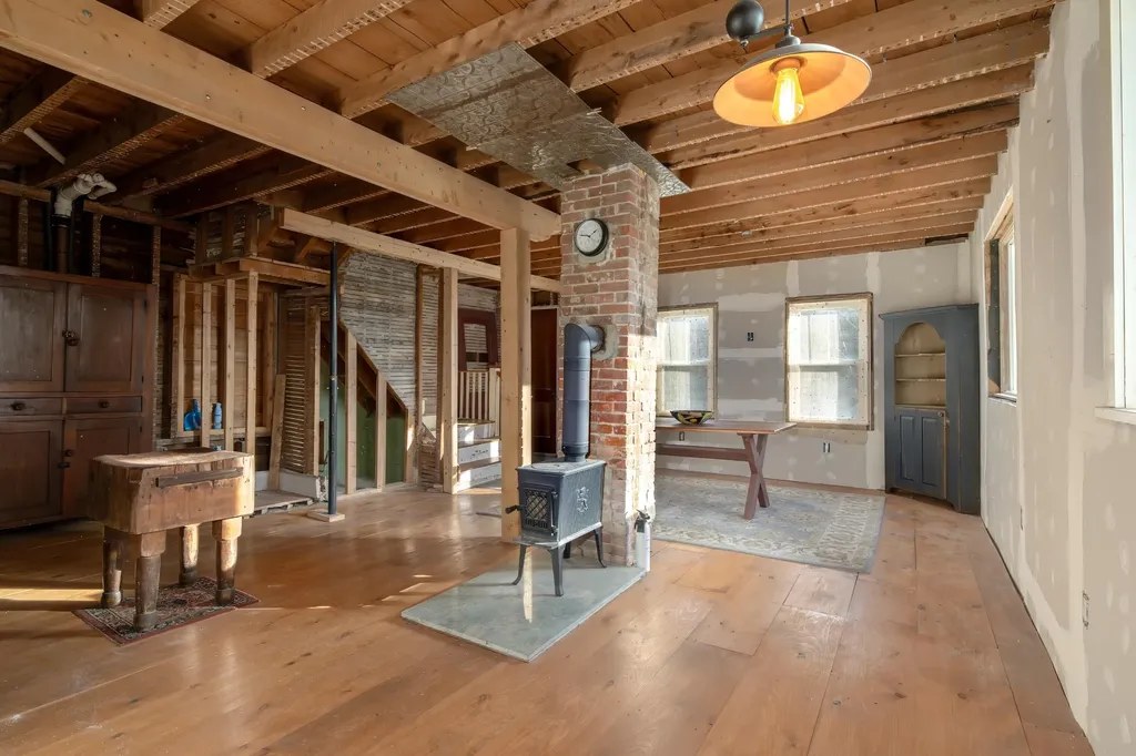 301 Mines Road Blue Hill ME 04614