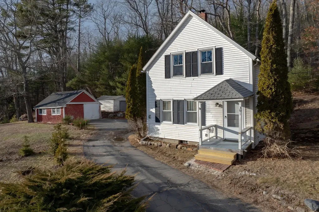 301 Mines Road Blue Hill ME 04614