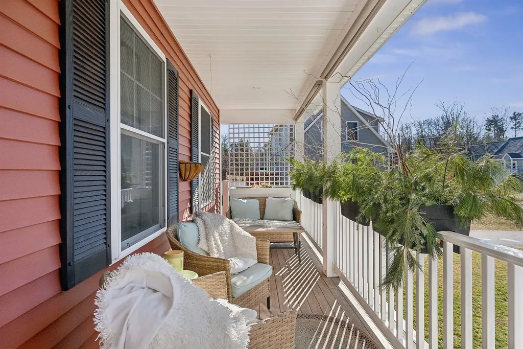 37 Dc Drive Eliot ME 03903