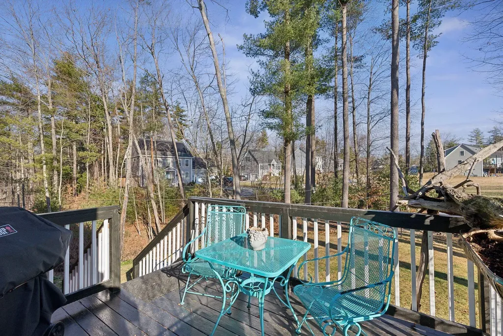 37 Dc Drive Eliot ME 03903