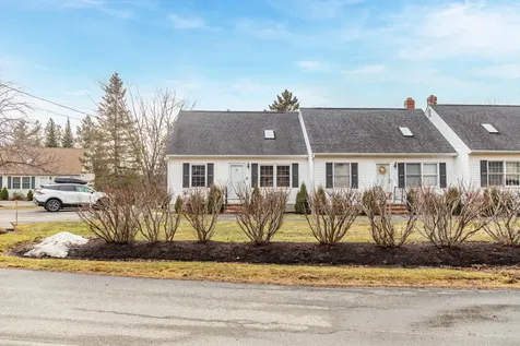 3 Cynthia Circle Bangor ME 04401