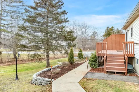 3 Cynthia Circle Bangor ME 04401