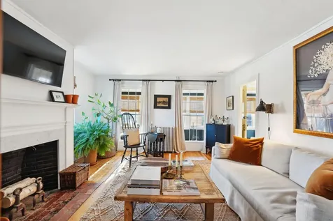 11 Spring Street Hallowell ME 04347
