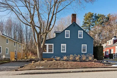 11 Spring Street Hallowell ME 04347