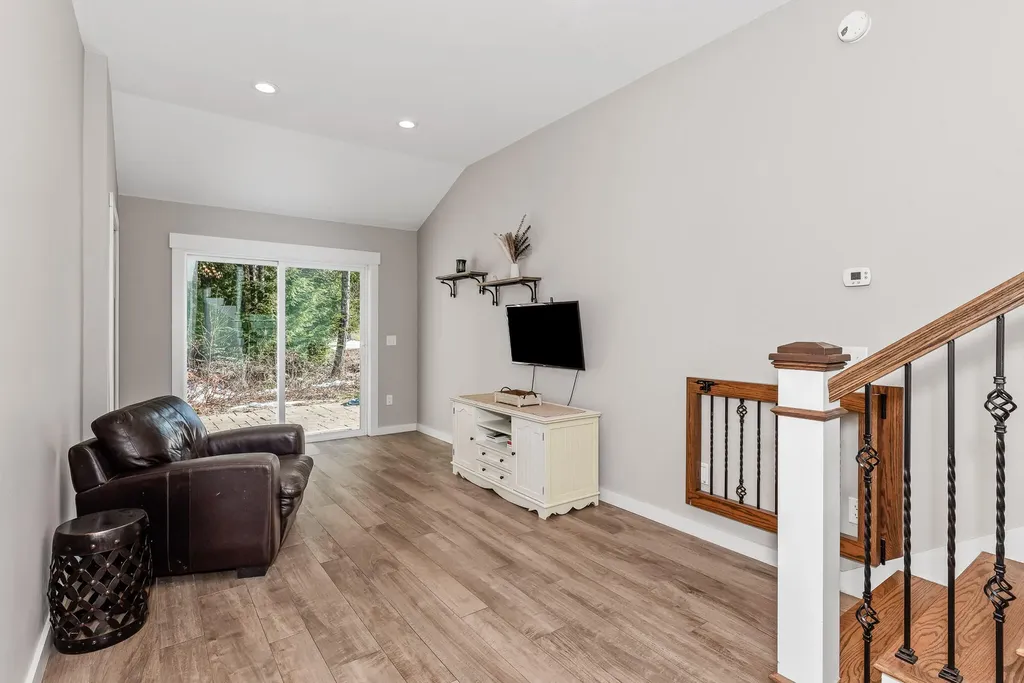 100 George Thomas Road New Sharon ME 04955