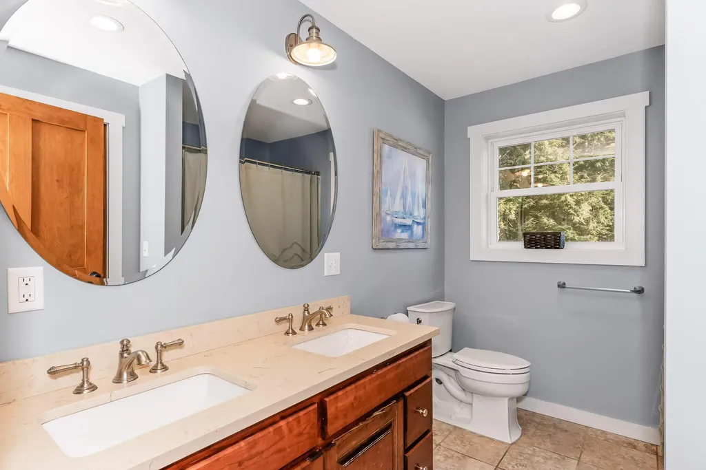 100 George Thomas Road New Sharon ME 04955