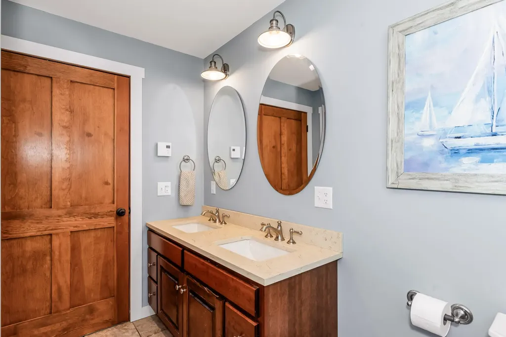 100 George Thomas Road New Sharon ME 04955