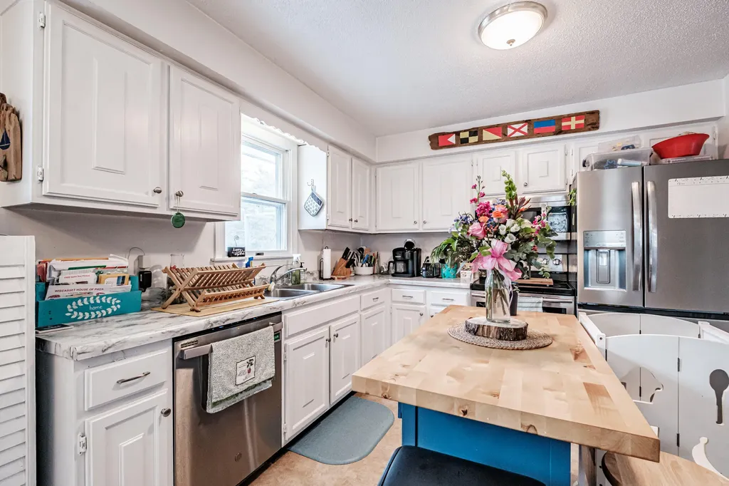 36 Page Avenue Wiscasset ME 04578