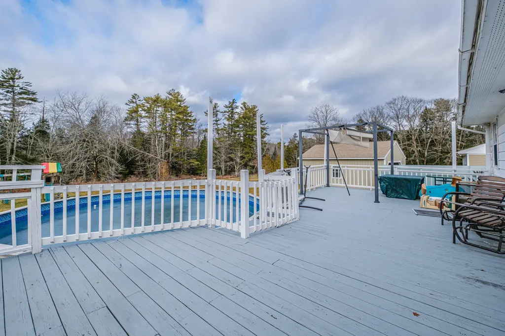 36 Page Avenue Wiscasset ME 04578