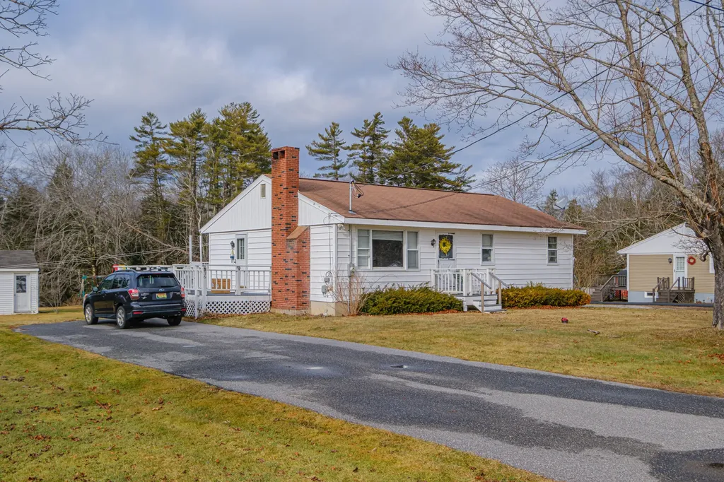 36 Page Avenue Wiscasset ME 04578
