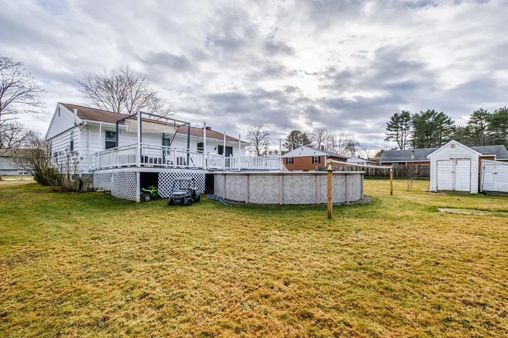 36 Page Avenue Wiscasset ME 04578